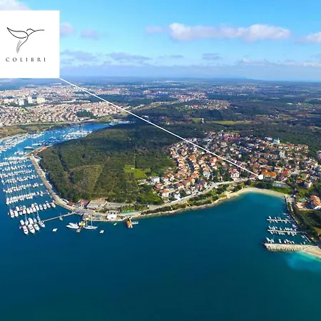 Colibri-Design&Beach Appartement Mit 40M2 Terrasse Und 2 Sups Pjescana Uvala Kültér fotó